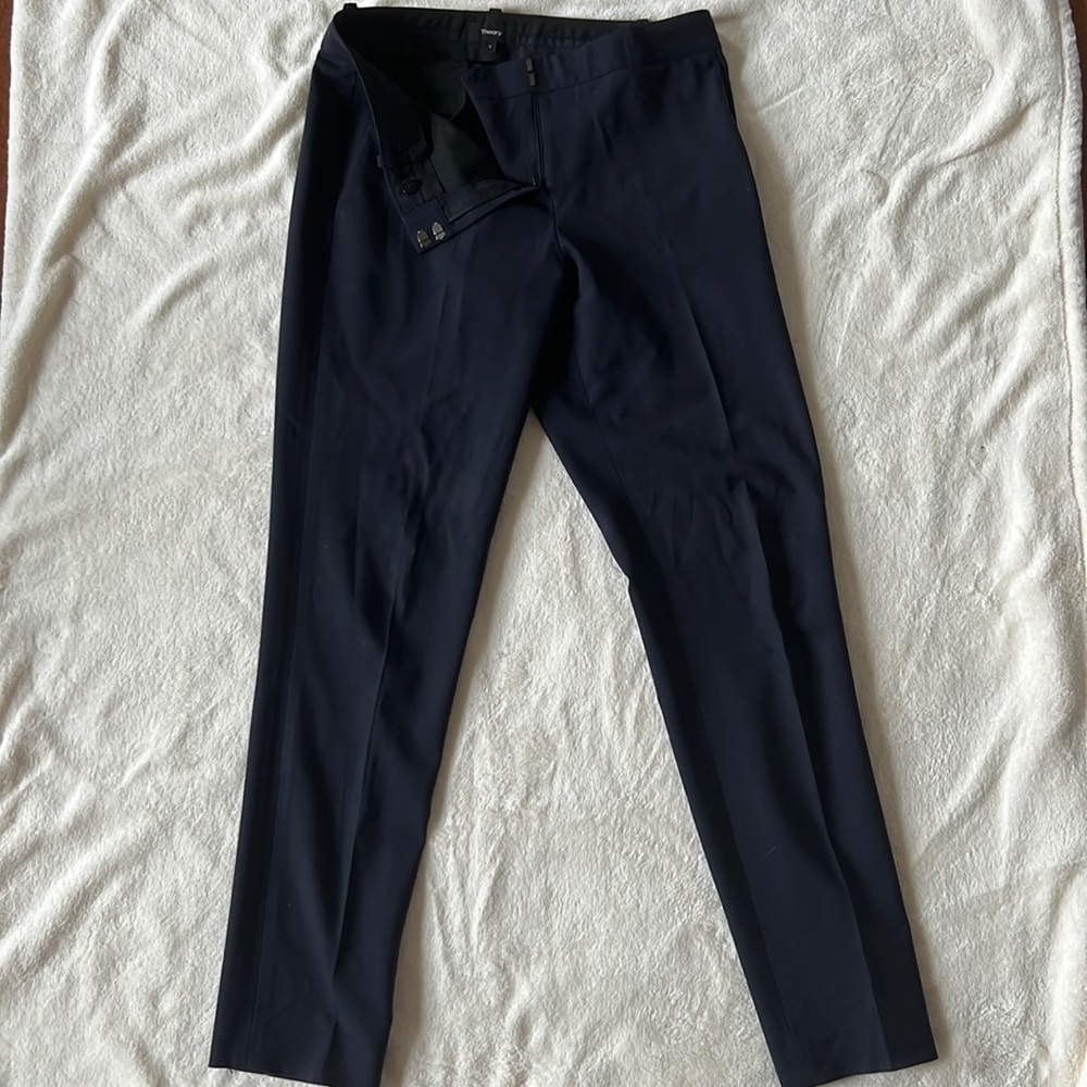Theory classic crop pants, size 4, Navy